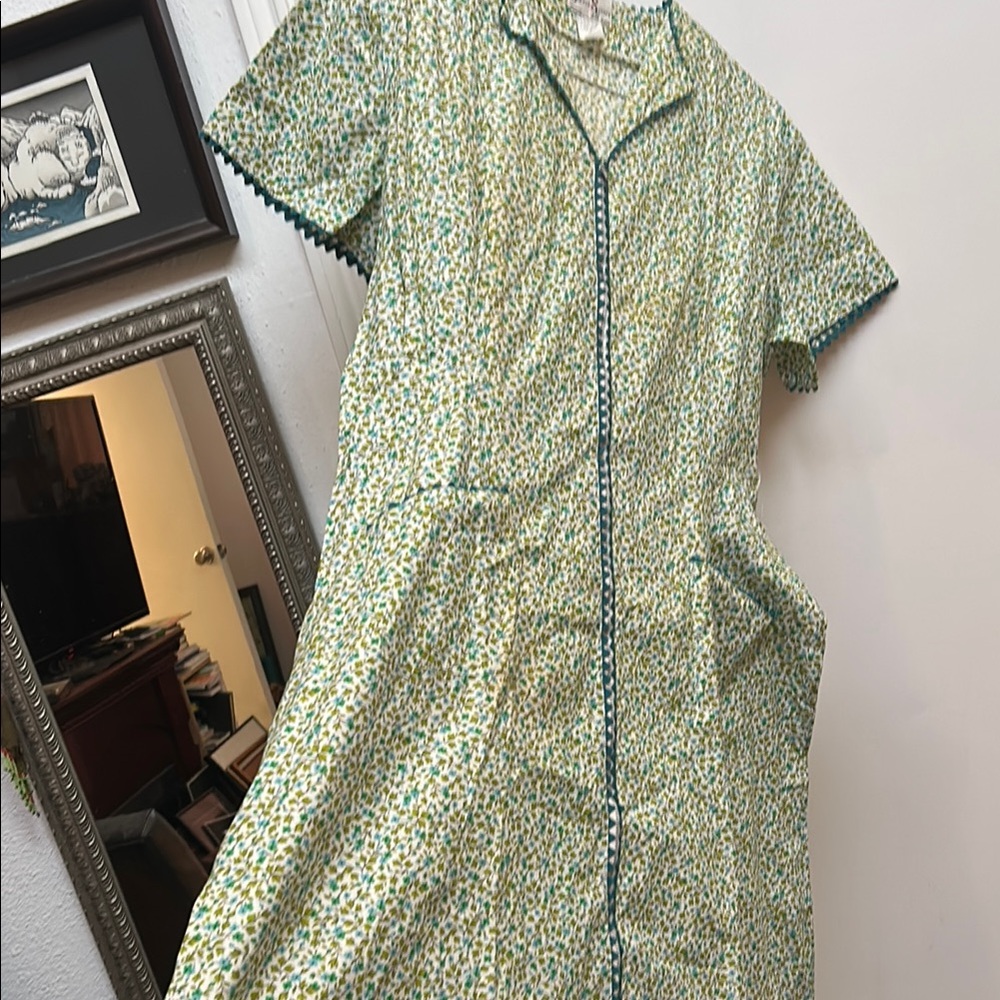 Shaker Square Granny House Dress Pleats piping- Vtg Bill Sims cotton Floral 24.5
